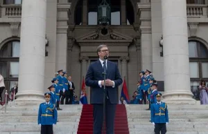Serbia pod rządami Vucicia likwiduje wolność, choć nadal bierze pieniądze z UE