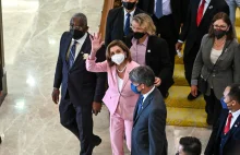 Nancy Pelosi wylądowała na Taiwanie. Chińskie myśliwce nad cieśniną Tajwańską