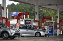 Ceny benzyny spadły 50. dzień z rzędu. Nie u nas, tylko w USA
