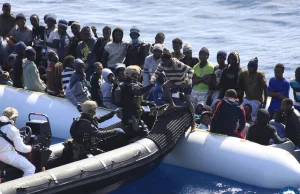 Włochy: Niemal połowę przestępstw popełniają migranci stanowiący 10% populacji