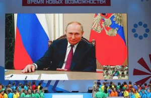 Rosjanie o wojnie: murem za jakąkolwiek decyzją Putina