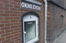 Pijana 20-latka we wrocławskim oknie życia