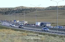 24 godziny po eksplozjach na Krymie autostrada nadal zakorkowana.