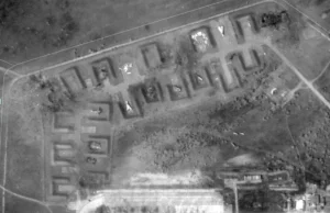 Zdjęcia satelitarne Nowofedoriwki po ataku