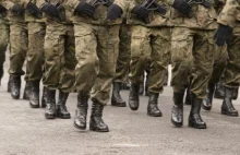 Rząd przygotowuje grunt pod wojsko z obowiązkowego poboru