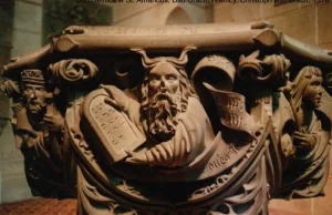 Dlaczego Mojżesz w średniowieczu miał rogi?