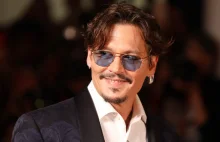 Johnny Depp zarobił miliony na obrazach. Historyk sztuki oceniła jego twórczość