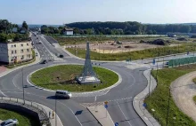 W Rybniku za 159 tys. zł stanęła Wieża Eiffla. Polska Francja na Śląsku
