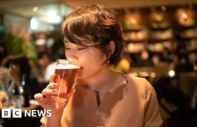Aby zwiększyć przychody podatkowe Japonia zachęci młodych do... picia alkoholu