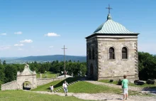 Góry Świętokrzyskie - co zwiedzić? Atrakcje regionu jesienią wyglądają...