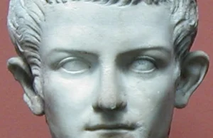 2010 lat temu urodził cesarz rzymski Kaligula ("Bucik")