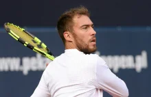 Jerzy Janowicz znów zaskoczył. Pokonał rywala notowanego o 831 miejsc wyżej.