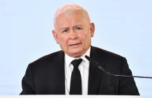 Na spotkania z Kaczyńskim obowiązuje selekcja i zapisy. "Własne grono"