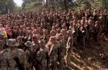 Ukraińskie wojsko śpiewa hymn