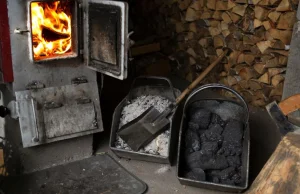 Węgiel nadal króluje w polskich piecach. W czasie najbliższej zimy kwestie...