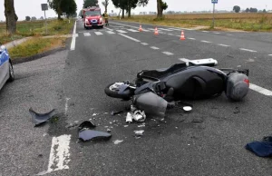 Wyszków: 17-latek spowodował poważny wypadek i uciekł. Wpadł w trakcie kradzieży