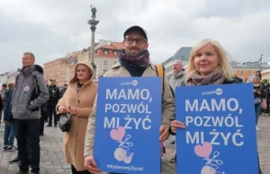 W Warszawie rozpada się co drugie małżeństwo. "Szerzą mentalność rozwodową"