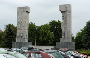 Z rejestru zabytków usunięto pomnik wyzwolenia przez armię radziecką