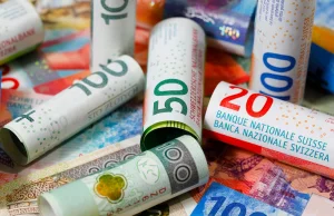 Nie dość, że frank jest za ponad 5 zł, to jeszcze Szwajcaria podniosła stopy %