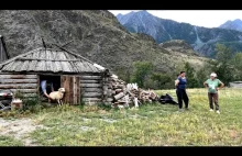 Wieś na pograniczu Rosji, Mongolii, Chin i Kazachstanu. Jak żyją ludzie?