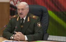 Łukaszenka przyznał, że bierze udział w wojnie. Osłaniając Rosję przed Polską