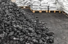 Rząd pisze przepisy, aby samorządy sprzedawały węgiel
