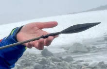 Wewnątrz lodowca znaleziono idealnie zachowaną 1500-letnią strzałę
