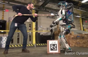 Boston Dynamics: Nie uzbrajajcie robotów. To nie skończy się dobrze...