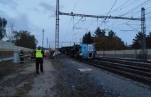 Maszynista wjechał na ślepy tor. Dwie osoby ranne