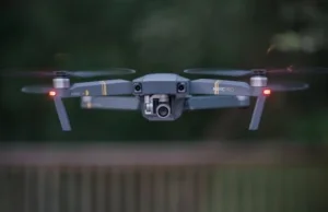 Białorusini masowo wykupują w Polsce drony i telefony