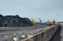 "To odpad kopalniany". Widzieliśmy węgiel, który trafia do polskich portów