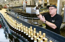 Niemiecki browar produkujący ulubione piwo Putina wstrzymuje produkcję