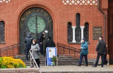 Mińsk: milicja przepędziła wiernych sprzed Czerwonego Kościoła