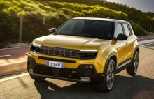 The all-electric Jeep Avenger will make its debut at the 2022 Paris Motor...