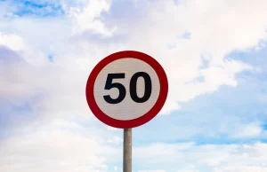 PILNE: Zamiast 50 km/h będziemy jeździć 40 km/h?! Unia Europejska zmieni...