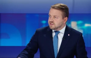 Jacek Ozdoba zaprzeczył, że to powiedział. Redakcja pokazała mu nagranie