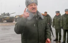 Łukaszenka wzbrania się przed ogłoszeniem mobilizacji. "Boi się"