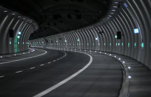 Przejechaliśmy nowym tunelem ze Skomielnej Białej do Naprawy. Robi wrażenie!