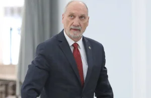 Macierewicz chce wysłać m.in. polskie wojsko na Ukrainę.