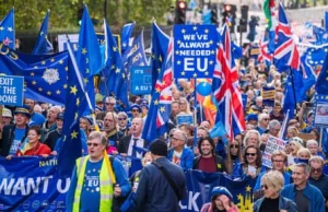 Tysiące osób przeszło ulicami Londynu wzywając do ponownego dołączenia do UE
