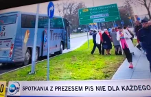 "Przypadkowi mieszkańcy Zamościa spieszą na spotkanie z Kaczyńskim."