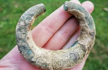 Wyjątkowy artefakt sprzed 4 tys. lat znaleziony pod Brzeskiem wykrywaczem