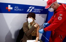 Włochy. Do pracy powrócą pracownicy medyczni, którzy nie zostali zaszczepieni