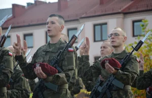 Przysięga wojskowa na głównym placu naszego Miasteczka (DUŻO ZDJĘĆ)