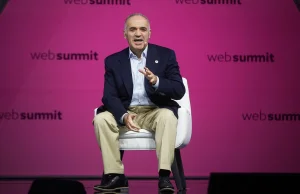 Garri Kasparow: Ludzie są większym zagrożeniem niż sztuczna inteligencja