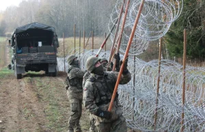 Ruszyła budowa zapory przy polskiej granicy z Rosją. Kreml już warczy