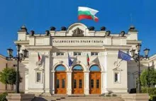 Bułgaria: Parlament większością głosów przyjął uchwałę o przekazaniu broni...