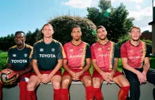 Streetwear i piłka nożna znowu się przecinają. Oto kolekcja Aries x AS Roma x...