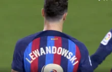 Zmarnowany karny Lewandowskiego w meczu z Almerią [WIDEO]