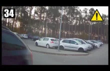 Pani w Peugocie uderza w prawidłowo zaparkowany VW Polo i odjeżdża z miejsca